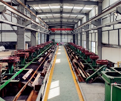 三班接力，晝夜不息｜王家河選礦廠里的堅守與傳承